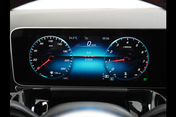 Mercedes-Benz B-Klasse 200 Business Solution AMG Leder | Elektrische Kofferbak | Ambilight Sfeerverlichting | Rijklaar geleverd met 12 maanden BOVAG-garantie