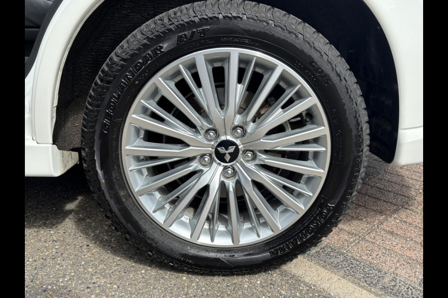 Mitsubishi Outlander 2.4 PHEV Intense+ PLUG-IN HYBRIDE | DEALER ONDERHOUDEN | AFNEEMBARE TREKHAAK | RIJKLAAR MET 12 MAANDEN BOVAG GARANTIE!