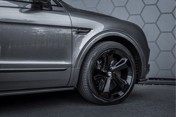 Bentley Bentayga 4.0 V8 | CERAMIC BRAKES | CARBON EXTERIOR & CARBON INTERIOR | MULLINER FINGERPRINT SAFEBOX | COOLED SEATS | MASSAGE | HEAD-UP |