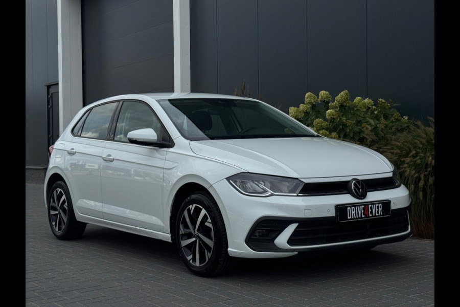 Volkswagen Polo 1.0 TSI Life M2023 NAVI CAMERA CLIMATE SPORTVELGEN CR CONTROL