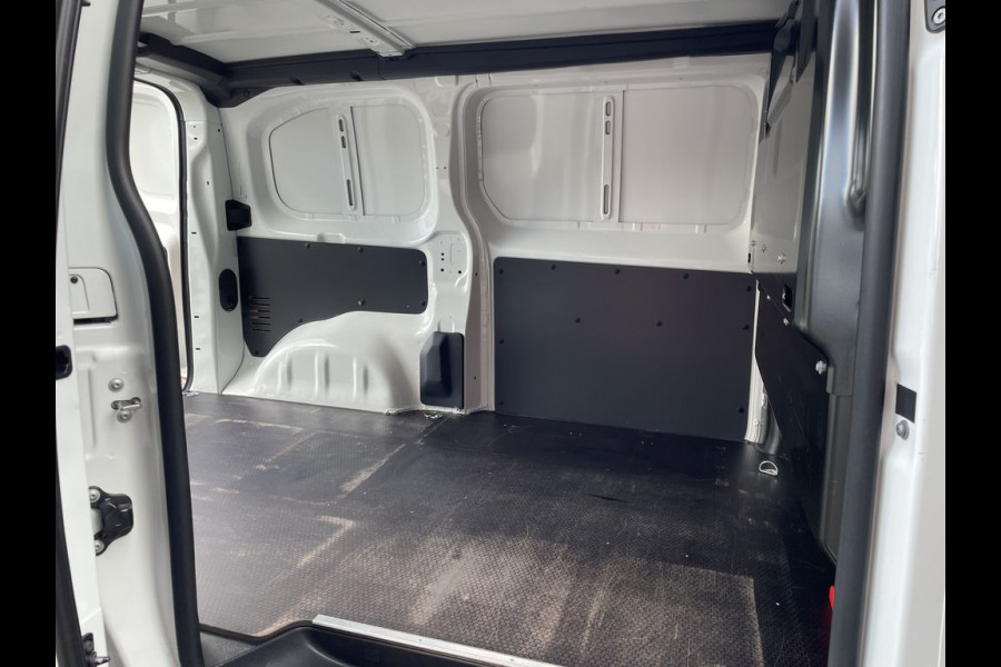 Toyota ProAce 2.0 D-4D 123 pk E6 Automaat L2 Lease €299p/m, Airco, Navi, Camera, PDC, Cruise controle, Onderhoudshistorie aanwezig