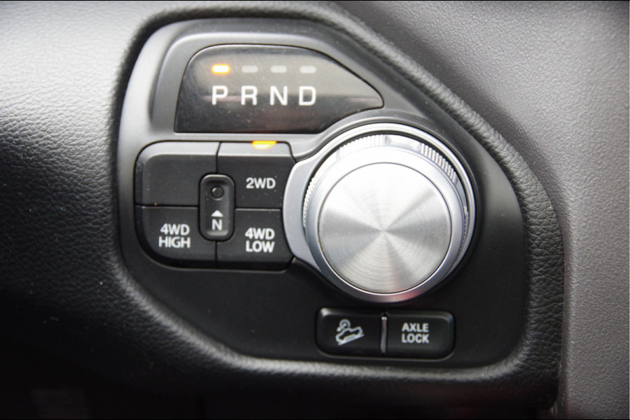 Dodge Ram 1500 5.7 V8 4x4 Crew Cab 5'7 REBEL TRX, LUCHTVERING, PANODAK, ELEKTR. STOEL, TREKHAAK, CAMERA, STOEL/STUUR VERWARMING, NAVI, CRU