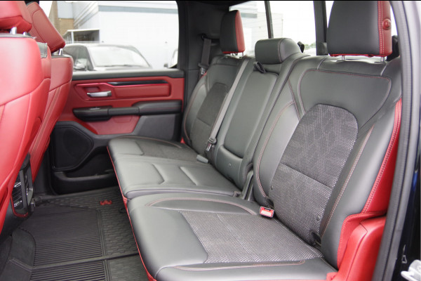Dodge Ram 1500 5.7 V8 4x4 Crew Cab 5'7 REBEL TRX, LUCHTVERING, PANODAK, ELEKTR. STOEL, TREKHAAK, CAMERA, STOEL/STUUR VERWARMING, NAVI, CRU