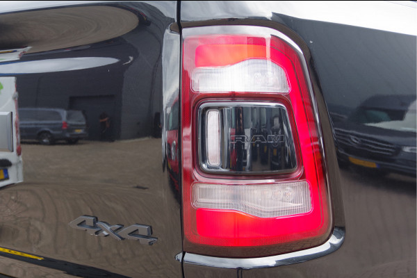 Dodge Ram 1500 5.7 V8 4x4 Crew Cab 5'7 REBEL TRX, LUCHTVERING, PANODAK, ELEKTR. STOEL, TREKHAAK, CAMERA, STOEL/STUUR VERWARMING, NAVI, CRU