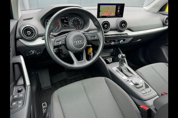 Audi Q2 35 TFSI * Navigatie * Parkeersensoren * 18 inch velgen *