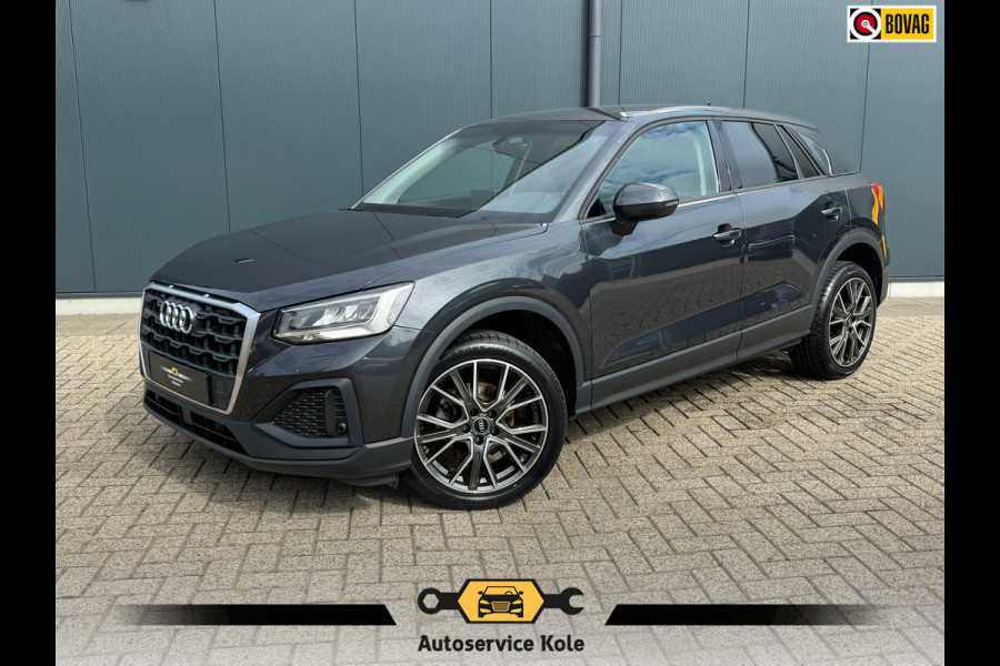 Audi Q2 35 TFSI * Navigatie * Parkeersensoren * 18 inch velgen *