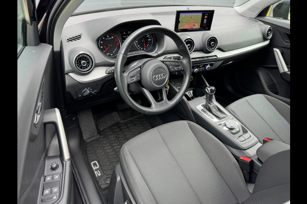 Audi Q2 35 TFSI * Navigatie * Parkeersensoren * 18 inch velgen *