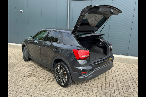 Audi Q2 35 TFSI * Navigatie * Parkeersensoren * 18 inch velgen *
