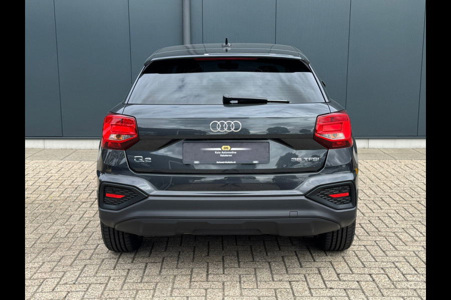 Audi Q2 35 TFSI * Navigatie * Parkeersensoren * 18 inch velgen *