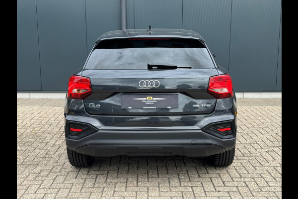 Audi Q2 35 TFSI * Navigatie * Parkeersensoren * 18 inch velgen *