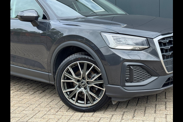 Audi Q2 35 TFSI * Navigatie * Parkeersensoren * 18 inch velgen *