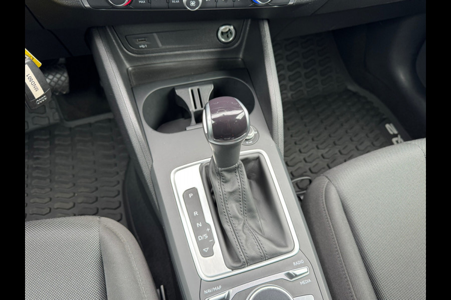 Audi Q2 35 TFSI * Navigatie * Parkeersensoren * 18 inch velgen *