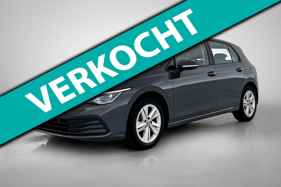 Volkswagen Golf 1.0 eTSI Life Business Automaat (SFEERVERLICHTING, STOELVERWARMING, MASSAGE STOEL, LED, PARKEERSENSOREN)