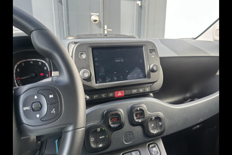 Fiat Panda 1.0 Hybrid RED Cross | Apple carplay | Climate control | Prijs is rijklaar!