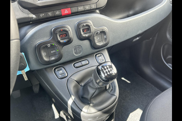 Fiat Panda 1.0 Hybrid RED Cross | Apple carplay | Climate control | Prijs is rijklaar!