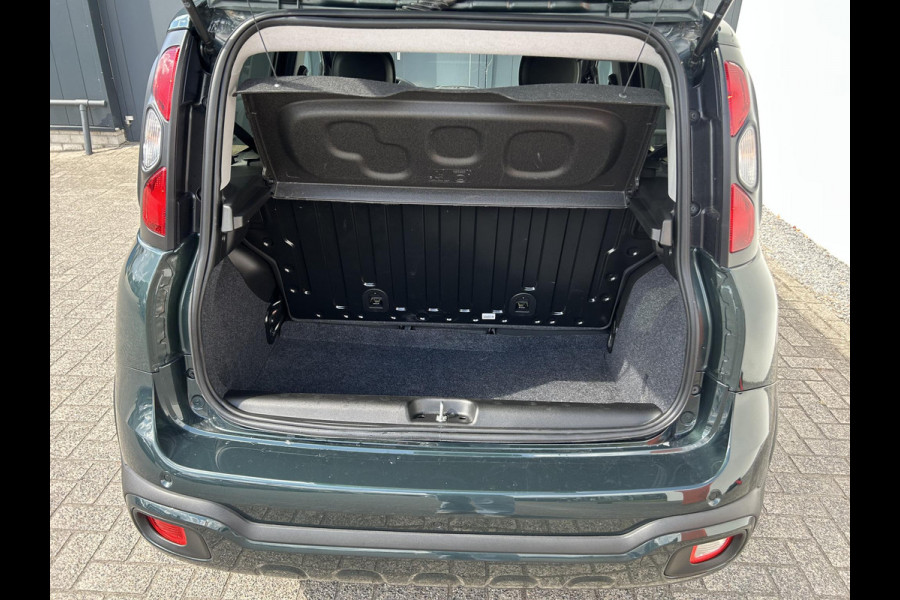 Fiat Panda 1.0 Hybrid RED Cross | Apple carplay | Climate control | Prijs is rijklaar!