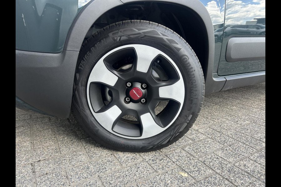 Fiat Panda 1.0 Hybrid RED Cross | Apple carplay | Climate control | Prijs is rijklaar!