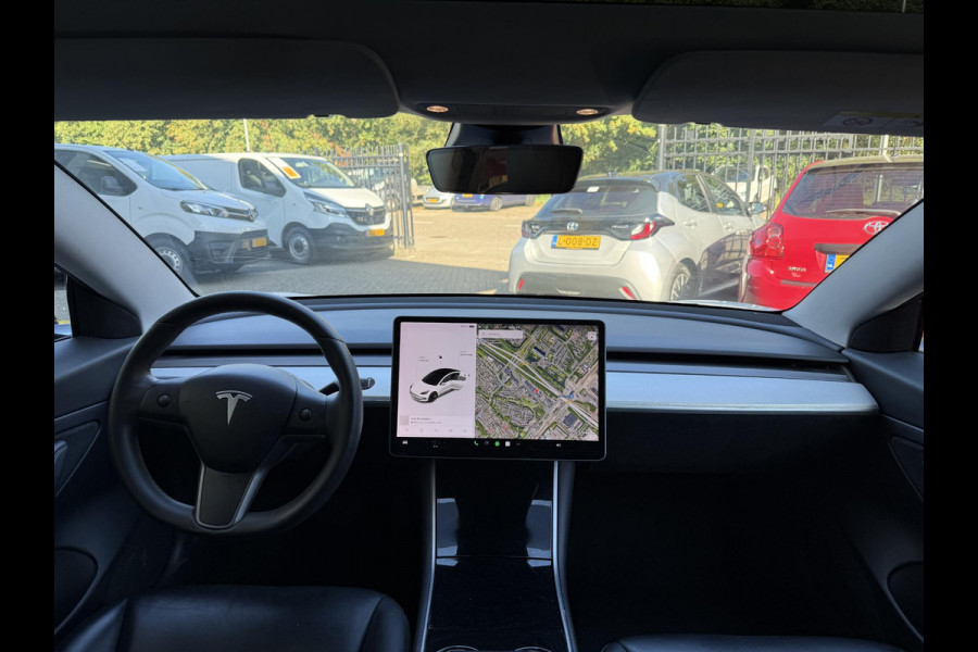 Tesla Model 3 BLACKLINE BI-TONE PANO STD ACCUTEST 86% RWD 60 kWH LEDER.NAVI.CAMERA.AUTOPILOT, STOELVERWARMING EN NOG VEEL MEER!