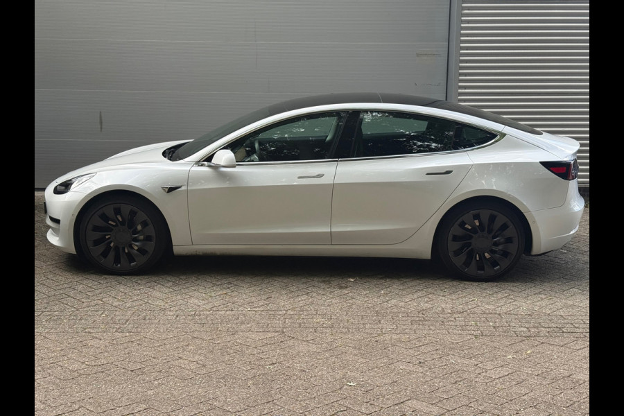 Tesla Model 3 Long Range AWD 75 kWh l Pano l AutoPilot l Camera l