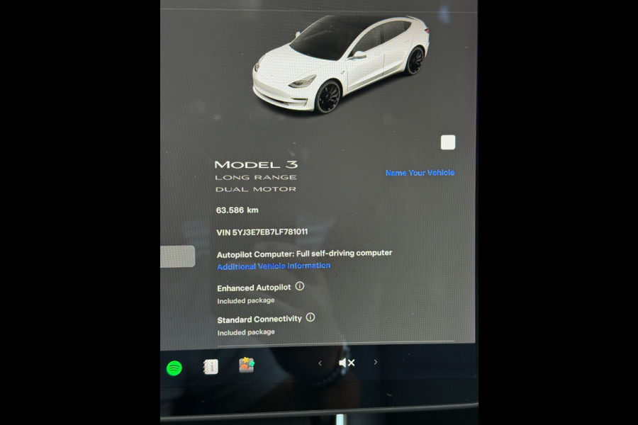 Tesla Model 3 Long Range AWD 75 kWh l Pano l AutoPilot l Camera l