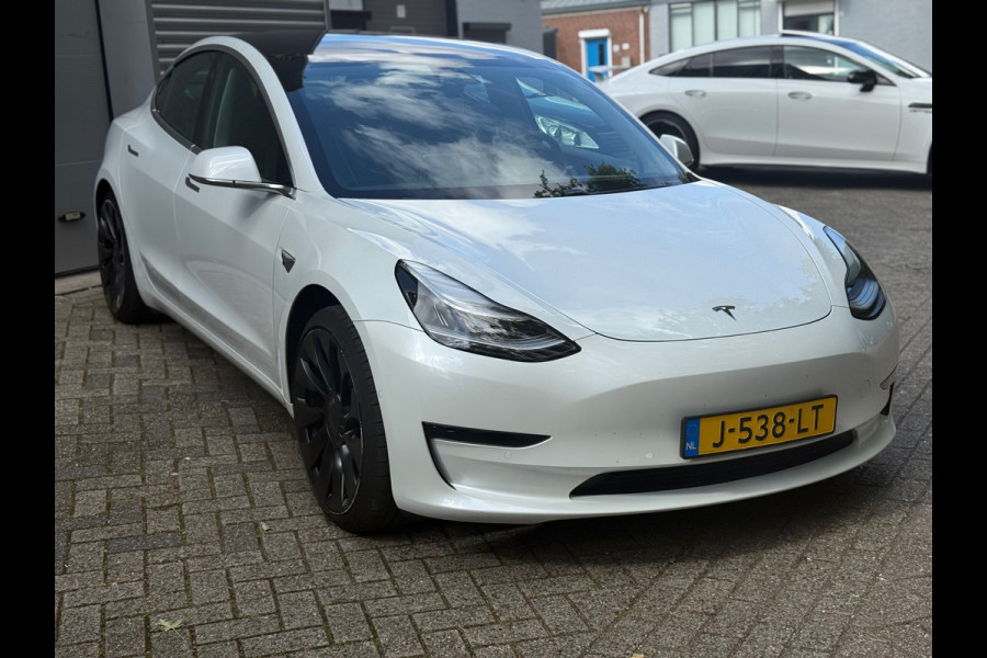 Tesla Model 3 Long Range AWD 75 kWh l Pano l AutoPilot l Camera l