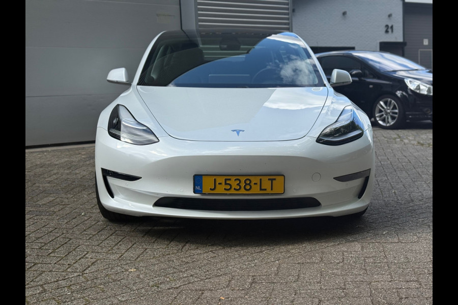 Tesla Model 3 Long Range AWD 75 kWh l Pano l AutoPilot l Camera l