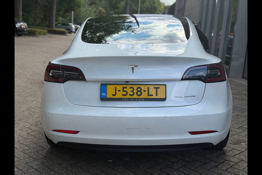 Tesla Model 3 Long Range AWD 75 kWh l Pano l AutoPilot l Camera l
