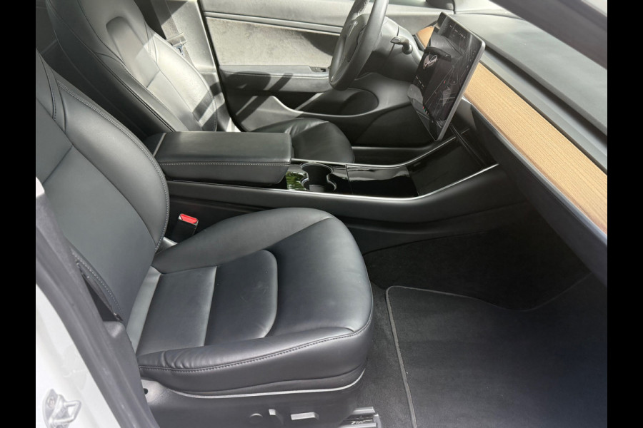 Tesla Model 3 Long Range AWD 75 kWh l Pano l AutoPilot l Camera l
