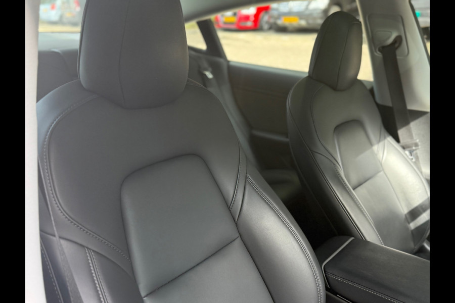 Tesla Model 3 Long Range AWD 75 kWh l Pano l AutoPilot l Camera l