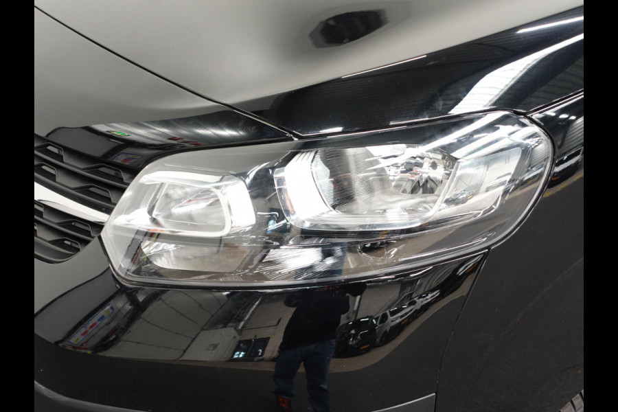 Opel Vivaro 145pk Automaat L3H1 Dubbele cabine 6-zits Navigatie Camera Trekhaak Apple carplay Parkeersensoren Cruise control