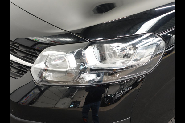 Opel Vivaro 145pk Automaat L3H1 Dubbele cabine 6-zits Navigatie Camera Trekhaak Apple carplay Parkeersensoren Cruise control