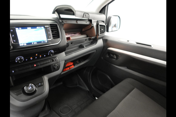 Opel Vivaro 145pk Automaat L3H1 Dubbele cabine 6-zits Navigatie Camera Trekhaak Apple carplay Parkeersensoren Cruise control