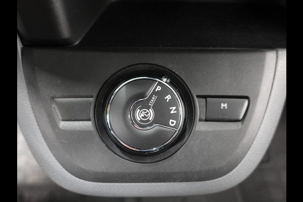 Opel Vivaro 145pk Automaat L3H1 Dubbele cabine 6-zits Navigatie Camera Trekhaak Apple carplay Parkeersensoren Cruise control
