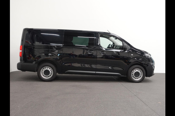 Opel Vivaro 145pk Automaat L3H1 Dubbele cabine 6-zits Navigatie Camera Trekhaak Apple carplay Parkeersensoren Cruise control