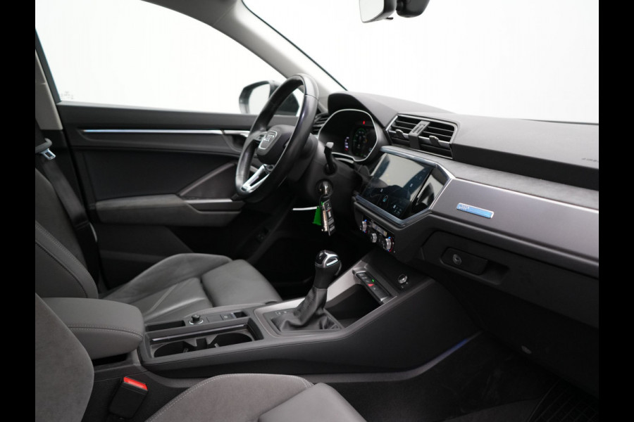 Audi Q3 Sportback 45 TFSI e S Line Plug In Hybrid 245pk Dealer O.H PHEV | Adaptive Cruise | Alcantara Sportstoelen Verwarmd | Bluetooth | Lane Assist | Blis | Sfeerverlichting | Navigatie | Virtual | DAB | 20"LM | Audi Q3 Sportback 45 TFSI e S Line Plug In Hybrid 245pk Dealer O.H PHEV | Adaptive Cruise | Alcantara Sportstoelen Verwarmd | Bluetooth | Lane Assist | Blis | Sfeerverlichting | Navigatie | Virtual | DAB | 20"LM |