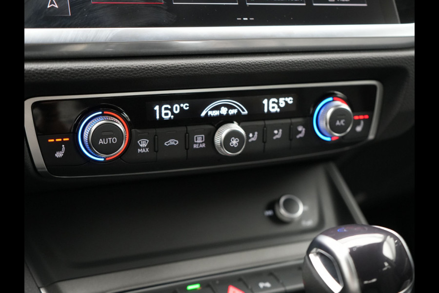 Audi Q3 Sportback 45 TFSI e S Line Plug In Hybrid 245pk Dealer O.H PHEV | Adaptive Cruise | Alcantara Sportstoelen Verwarmd | Bluetooth | Lane Assist | Blis | Sfeerverlichting | Navigatie | Virtual | DAB | 20"LM | Audi Q3 Sportback 45 TFSI e S Line Plug In Hybrid 245pk Dealer O.H PHEV | Adaptive Cruise | Alcantara Sportstoelen Verwarmd | Bluetooth | Lane Assist | Blis | Sfeerverlichting | Navigatie | Virtual | DAB | 20"LM |