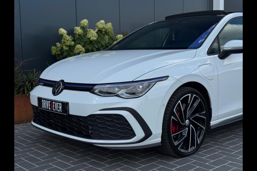 Volkswagen Golf 1.4 eHybrid GTE 245pk FULL PANO CAMERA NAVI SFEER IQ LIGHT