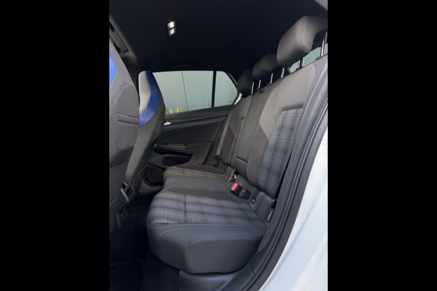 Volkswagen Golf 1.4 eHybrid GTE 245pk FULL PANO CAMERA NAVI SFEER IQ LIGHT