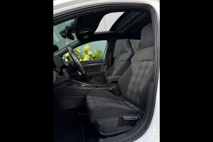 Volkswagen Golf 1.4 eHybrid GTE 245pk FULL PANO CAMERA NAVI SFEER IQ LIGHT
