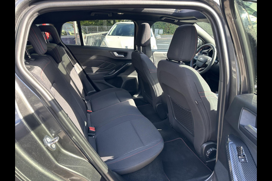 Ford FOCUS Wagon 1.5 EcoBoost Automaat ST Line X Business Panorama|Headup|Camera|Keyless|Rijstrook