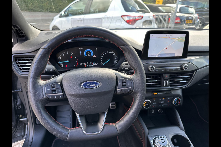 Ford FOCUS Wagon 1.5 EcoBoost Automaat ST Line X Business Panorama|Headup|Camera|Keyless|Rijstrook