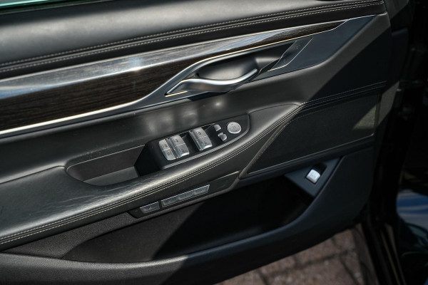 BMW 7 Serie 750i xDrive High Executive Panodak Memory Harman Kardon 360 Cam ACC DAB+