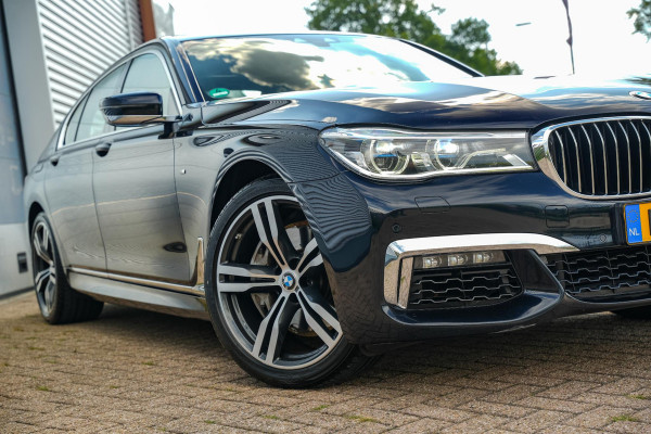 BMW 7 Serie 750i xDrive High Executive Panodak Memory Harman Kardon 360 Cam ACC DAB+