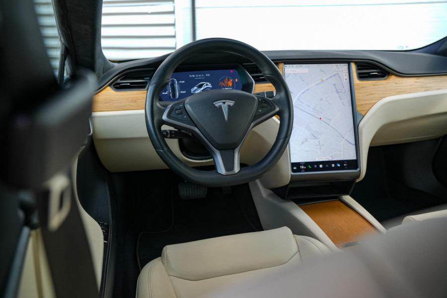 Tesla Model S Long Range Pano Navi Parkeersensoren 19"L.M. Stuurverw.