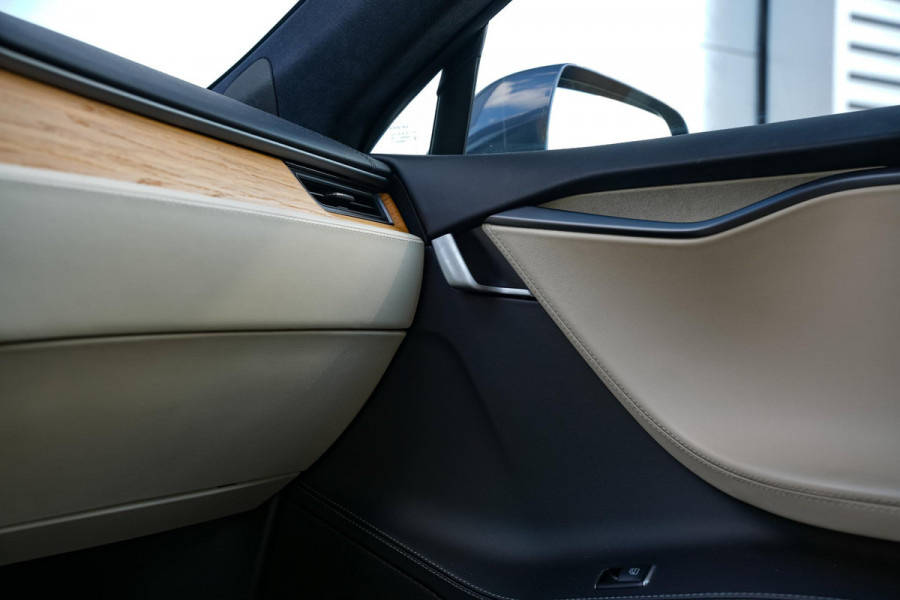 Tesla Model S Long Range Pano Navi Parkeersensoren 19"L.M. Stuurverw.