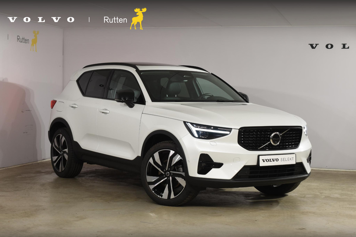 Volvo XC40 B4 211PK Automaat Ultimate Dark / Adaptieve Cruisecontrol / Elektr. schuifdak / Leer / Stoelverwarming / Stuurverwarming / Elektrische Stoelen / Elektr. achterklep / Harman Kardon / 360 graden camera /20" velgen / Verwarmbare voorruit Volvo XC40 B4 211PK Automaat Ultimate Dark / Adaptieve Cruisecontrol / Elektr. schuifdak / Leer / Stoelverwarming / Stuurverwarming / Elektrische Stoelen / Elektr. achterklep / Harman Kardon / 360 graden camera /20" velgen / Verwarmbare voorruit