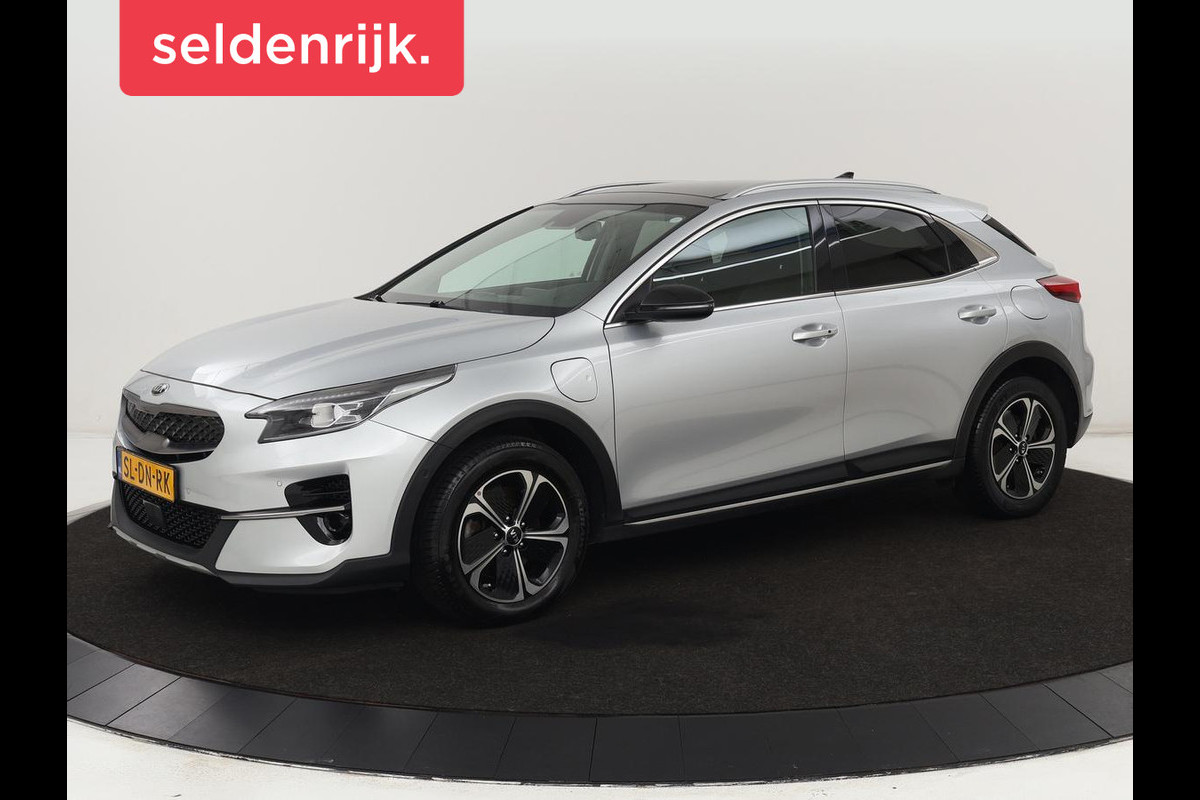 Kia Xceed 1.6 GDI PHEV ExecutiveLine | Schuifdak | Leder | Stoelventilatie | Adaptive cruise | Camera | Stoel & stuurverwarming | Memory | Digital Cockpit | Plug In Kia Xceed 1.6 GDI PHEV ExecutiveLine | Schuifdak | Leder | Stoelventilatie | Adaptive cruise | Camera | Stoel & stuurverwarming | Memory | Digital Cockpit | Plug In