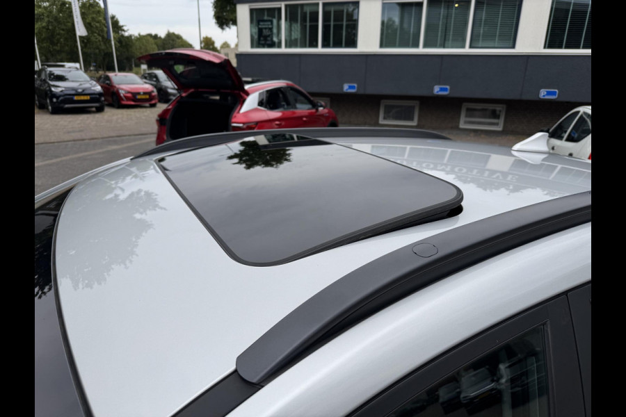 Hyundai Kona EV Premium 64 kWh 3-FASE LADER | ORIGINEEL NL AUTO MET NAP | SCHUIFDAK | LEDER | STOELVERWARMING & VERKOELING | HEAD-UP DISPLAY | AFN.TREKHAAK | RIJKLAAR MET 12 MAANDEN BOVAG GARANTIE!