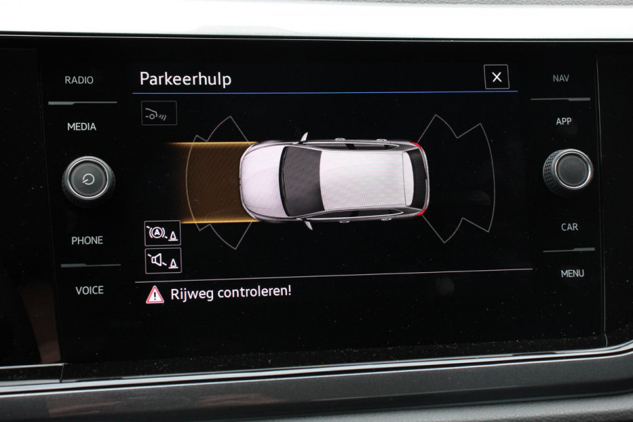 Volkswagen Polo 1.0 TSI DSG Style | Navigatie | Climate Control | Adaptive Cruise Control | Camera | Lane Assist | LED Matrix | DAB | Parkeer sensoren | App Connect