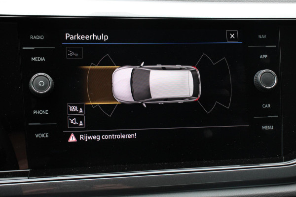 Volkswagen Polo 1.0 TSI DSG Style | Navigatie | Climate Control | Adaptive Cruise Control | Camera | Lane Assist | LED Matrix | DAB | Parkeer sensoren | App Connect